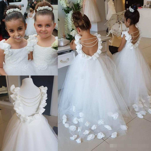 Lovely White Flower Girls Dresses For Weddings Scoop Ruffles Lace Tulle Pearls Backless Princess Children Wedding Birthday Party Dresses