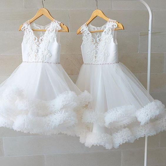 Cute Tulle A Line Flower Girl's Dresses Lace Applique Ruched Bow Sash Floor Length Girl's Birthday Party Pageant Dresses