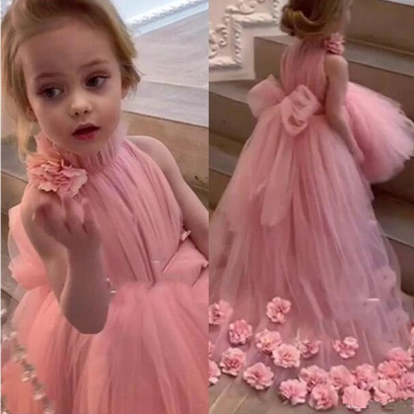 Lovely Tulle Pink Flower Girl Dresses for Weddings High Neck Sleeves Sweep Train 3D Floral Applique Communion Dress Girls Pageant Gowns