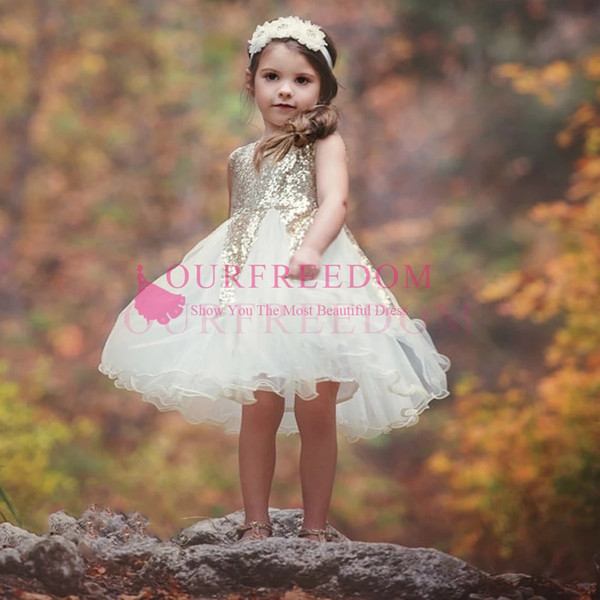 2022Cute Lovely Gold Sequins Short Mini Flower Girls Dresses Crew Neck A Line Champagne Tulle First Communion Dresses Girls Pageant Gowns