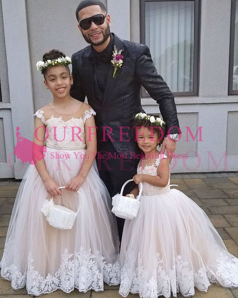 New Arrival Blush Pink Tulle Flower Girls Dresses Lace Appliques A Line Pearls Sashes Floor Length Girls Pageant Gown First Communion