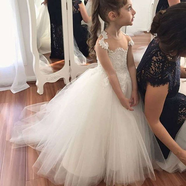 Cute Lovely Jewel Neck Flower Girls Dresses Lace Appliques Tulle A Line First Communion Dresses Girls Pageant Gown Custom Made