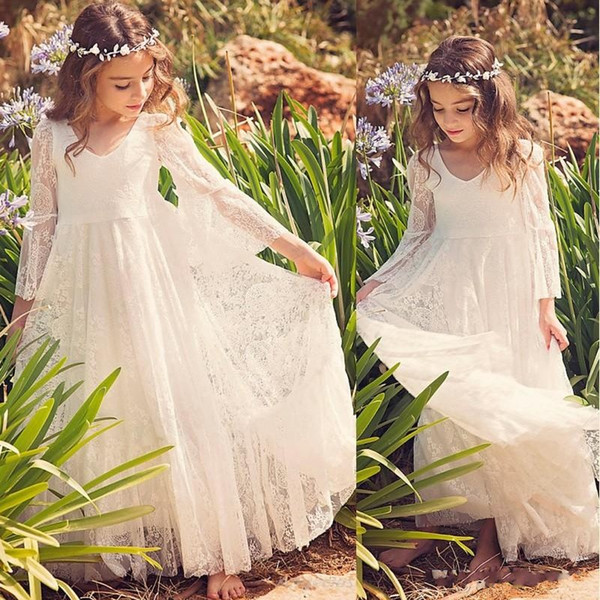 2020 New Beach Flower Girl Dresses White Ivory Boho First Communion Dress For Little Girl V-Neck Long Sleeve A-Line Cheap Kids Wedding Dress