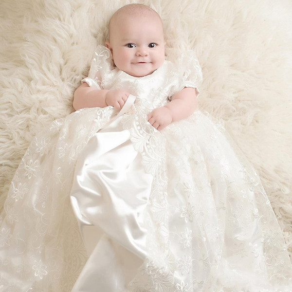 Pretty White Lace Baby Christening Dresses Kids Baptism Gowns Short Sleeve Vintage Baby Girls Christening Gowns Kids Dress