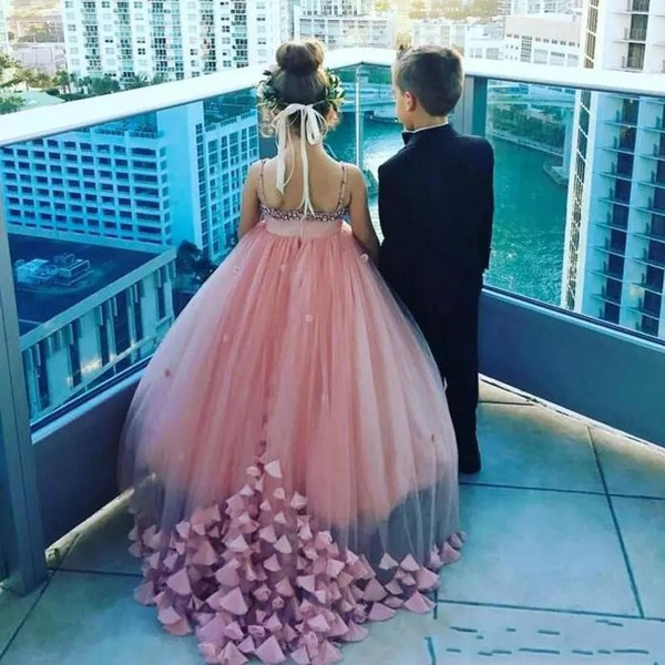 Dusty Pink Flower Girl Dresses For Weddings Crystals Spaghetti Straps Girls Pageant Dress petal Appliques Long Kids Party Gowns Formal Wear