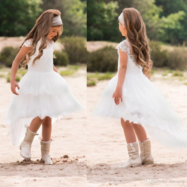 Hot White Bohemian Flower Girls Dresses Jewel Neck Lace Kids Wear Tiered Skirts Backless Appliqued Girls Pageant Gowns