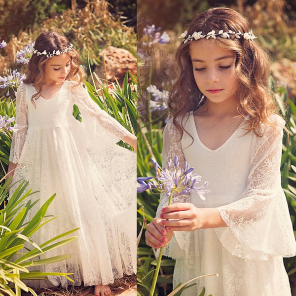 2022New Bohemian V Neck Lace Flower Girl' Dresses Long Sleeves Floor Length Little Girls 'Wedding Party Dresses Bow Sash MC0668