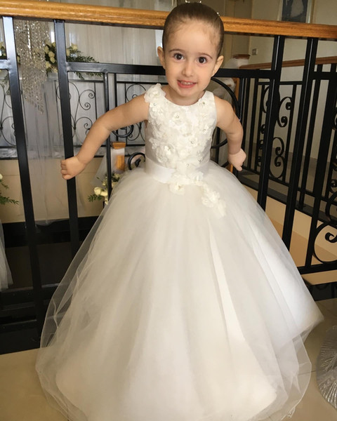 Cheap Flower Girl Dresses Princess Crew Neck Appliques Beads With Belt Long Kids Formal Communion Gowns Birthday Party Wear For Teens