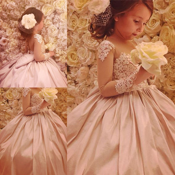 New Arrival Flower Girl Dresses With Big Bow Sash Princess Sheer Neck Long Sleeve Backless Appliqued Long Toddler Kids Pageant Gown