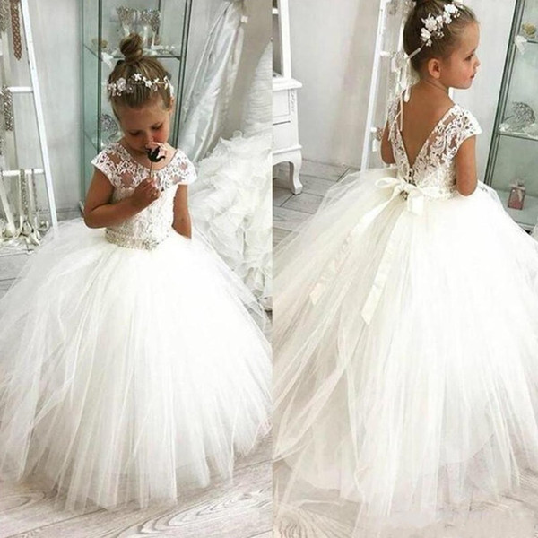 Princess White Cute Flower Girl Dresses Vintage Ball Gown Appliqued Daughter Toddler Pretty Kids Formal First Holy Communion Gowns