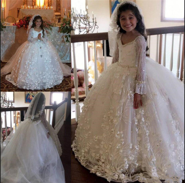 Elegant Ivory Long Sleeve V Neck Flower Girls Dresses Appliques Tulle Girls Pageant Gowns With Pearls Girls Communion Birthday Wear