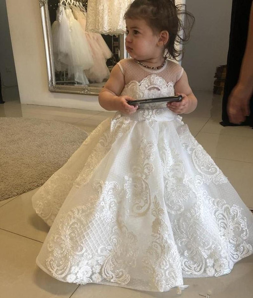 White Little Girls Flower Girls Dresses With O Neck Sheer Neck A Line Appliques Lace Long Girls Pageant Gowns Toddles Communion Dress