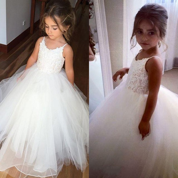 Cheap Spaghetti Lace And Tulle Flower Girl Dresses For Wedding White Ball Gown Princess Girls Pageant Gowns Children Communion Dress BM0990