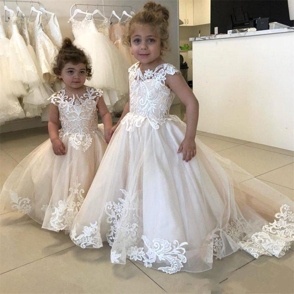 Glitz Boho Lace Flower Girls Dresses Sheer Neck Cap Sleeves Appliques Tulle Wedding Girls Pageant Dresses Party Dress For Teens BC2407