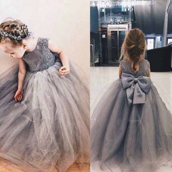 Grey Lace Ball Gown Flower Girl Dresses Appliques Girls Pageant Gowns Vintage Communion Dress Big Bow Back Custom Made Puffy Tulle