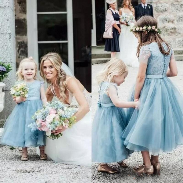 Dusty Blue Tulle Flower Girls Dresses Tea Length Country Boho Cheap With Short Sleeves Lace Formal Girls Birthday Gowns