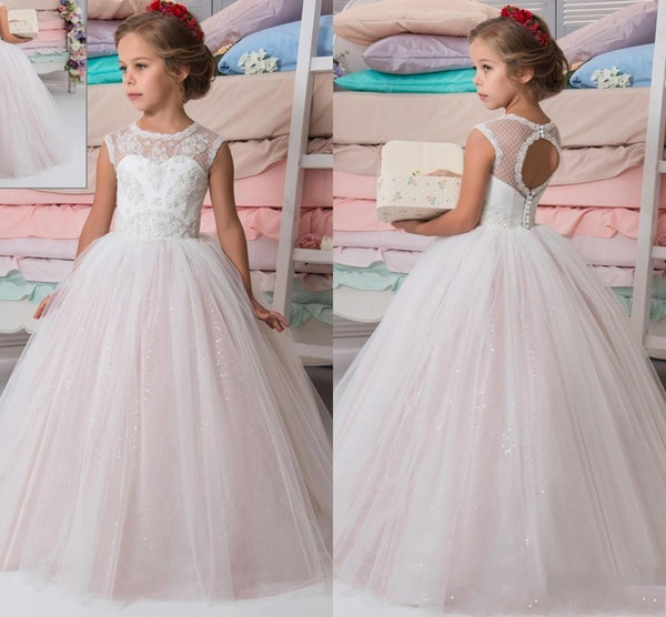 Sparkly Arabic Flower Girl Dresses Lace Beaded Crew Ball Gown Vintage Child Dresses Beautiful Flower Girl Wedding Dresses