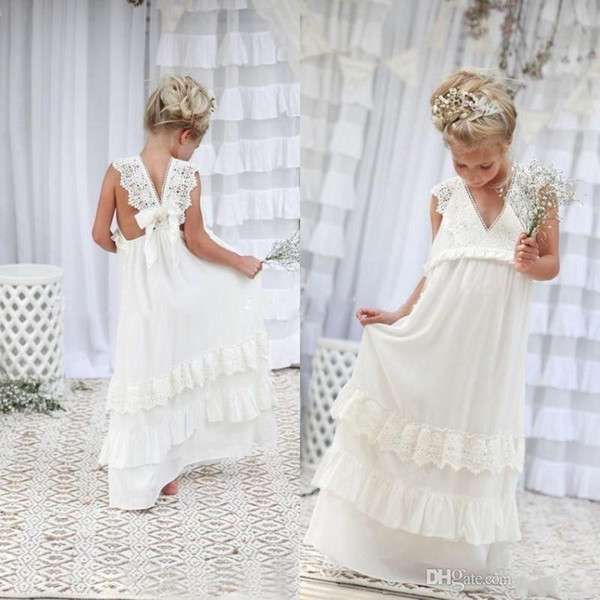 Beautiful Flower Girls Dresses V Neck Bow Pageant Gowns for Kids Wedding Party Sheath Tiered Gowns DTJ