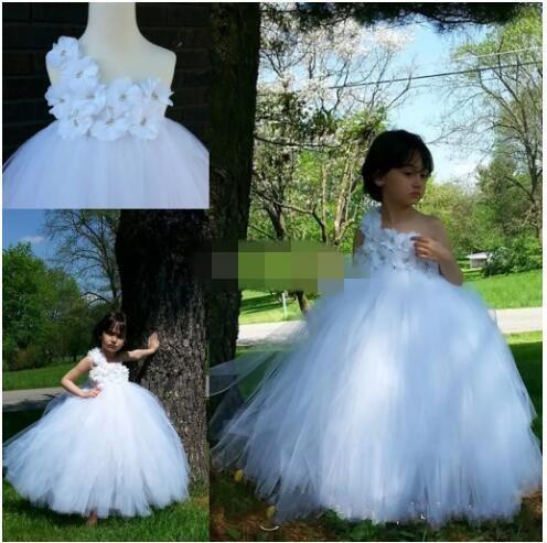 White Flower Girls Dresses One-Shoulder Floor-Length Tulle with Hand made flowers A-Line Kids Formal Dress Junior Bridesmaid Dress DTJ