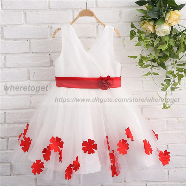 Lovely red and White Flower Girls Dresses ball gown 3D Appliqued handmade flowers Pageant Gowns for Kids country modest Wedding Party