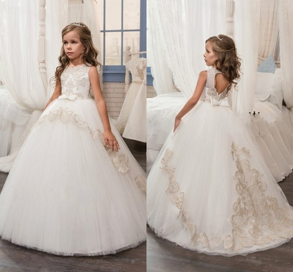 New Spring Ball Gown Flower Girl Dresses Princess Champange Appliqus White Tulle Keyhole Back Communion Dresses For Girls With Bow