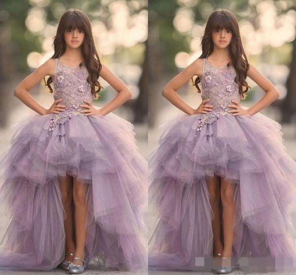 Lavender High Low Girls Pageant Gowns Lace Applique Sleeveless Flower Girl Dresses For Wedding Purple Tulle Puffy Kids Communion Dress