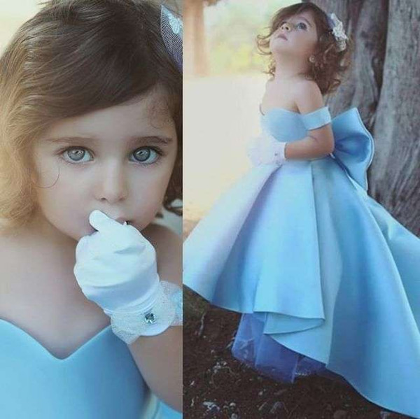 Adorable Light Sky Blue Flower Girls Dresses Off The Shoulder Stain Floor Length Frist Communion Dresses Girls Pageant Gown Custom