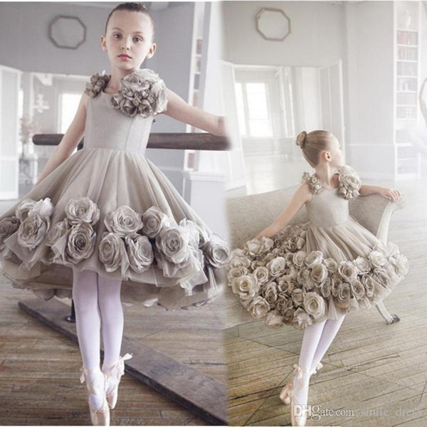 Grey Flower Girl Dresses for Weddings 3d Rose Flowers Ball Gown Pageant Dresses First Communion Dress Little Girls Formal Dress SF018