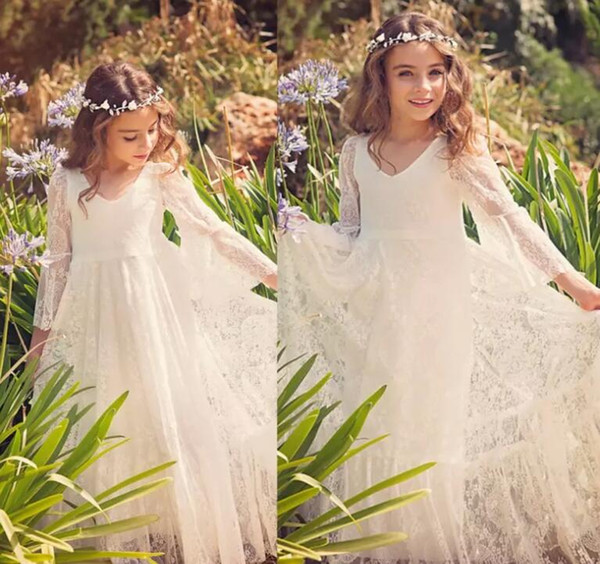 2018 New Boho Lace Flower Girl Dresses fpr Weddings Cheap Country Little Girls Long Sleeve Ivory Sweet First Communion Gowns For 2-13 Years