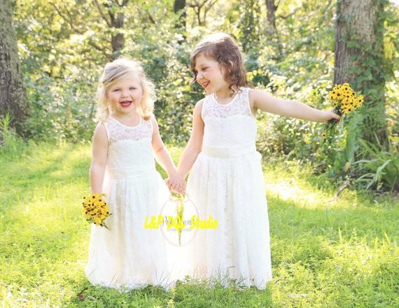 Beige Lace Flower Girls Dresses Summer Style Lace Floor-Length Girls Party Dresees Open Back Garden Style Lace Flower Girls Dresses Cheap