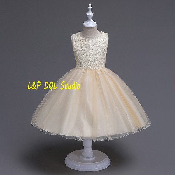 Lovely Ball Gown Flower Girls Dresses Lace Top Open Back Knee-Length Organza Tulle Wedding Party Dresses Light Gray,Champagne 2017 Summer