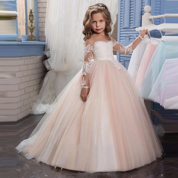 2017 Romantic Champagne Puffy Lace Flower Girl Dress for Weddings Organza Ball Gown Girl Party Communion Dress Pageant Gown