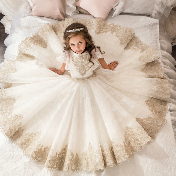 Champagne Lace Flower Girls Dresses Flare Sleeves A Line Long Pageant Dresses for Kids Birthday Christmas Party Gown