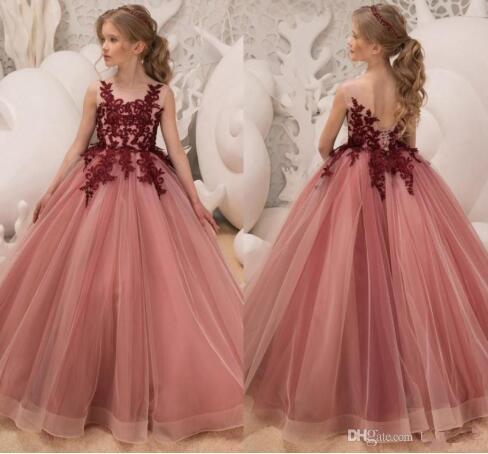 Princess Flower Girls Dresses Jewel Neck Burgundy Lace Applique Crystal Beaded Tulle Birthday Communion Girls Pageant Gown 