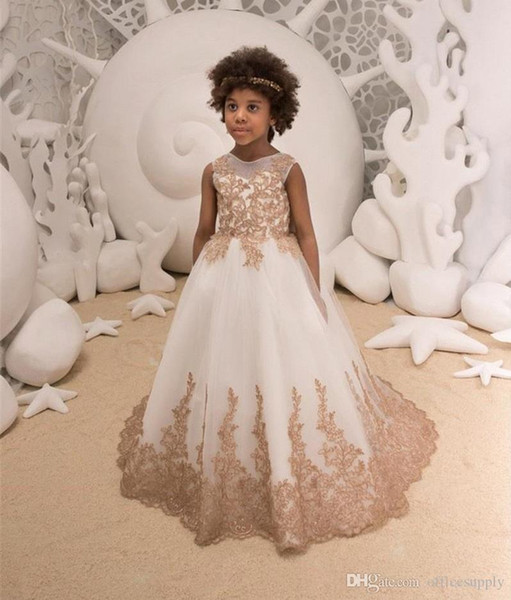 ZYLLGF Flower Girls Dresses Jewel Neck Champagne Lace Appliques Sweep Train Princess Long Birthday Little Girls Pageant Gowns With Back Bow