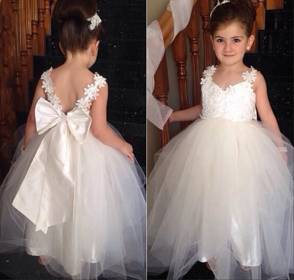 Lovely Flower Girls Dresses For Weddings Princess Tulle Child First Communion Dress Floor Length Backless Ball Gown Girl Birthday Gowns F010