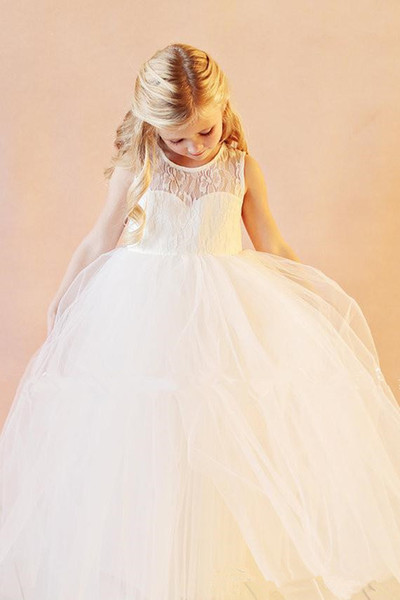 Princess Tulle Flower Girls Dresses 2019 New Lace Sheer Child First Communion Dress Floor Length Backless Ball Gown Girl Birthday Gowns F008