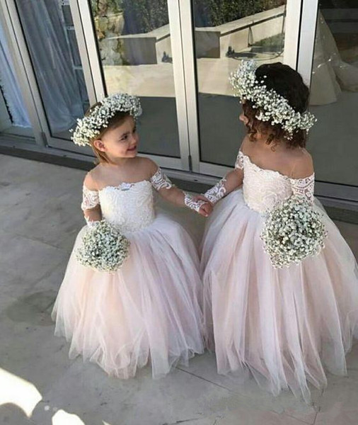 Off the shoulder Flower Girl Dresses For Wedding Illusion Long Lace Sleeves Tulle Champagne Designer Kids Gowns