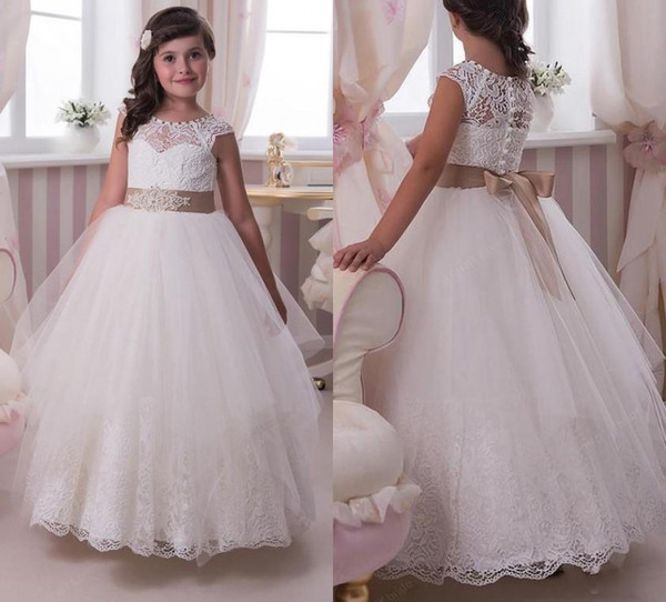 Lovely Lace Flower Girl Dresses with Champagne Bow Sash Appliques A Line Tulle Girls Pageant Dress First Communion Dress