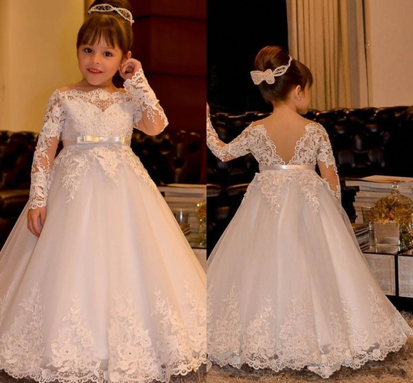 Bateau Long Sleeve Flower Girl Dresses Lace Appliques V Cut Back Puffy Tulle Girls Pageant Dress Kids Formal Wear