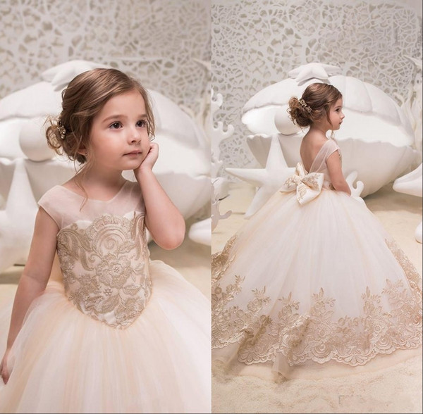 Lovely Champagne Ball Gown Flower Girl Dresses Lace Appliques Bow Sash Tulle Girls Pageant Dress TuTu Skirt