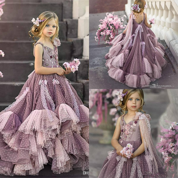 Light Purple Cute Girls Pageant Dresses 3D Lace Appliques Ruffles Princess V Neck Tiered Skirts Long Flower Girl Dress Kids Formal Gowns