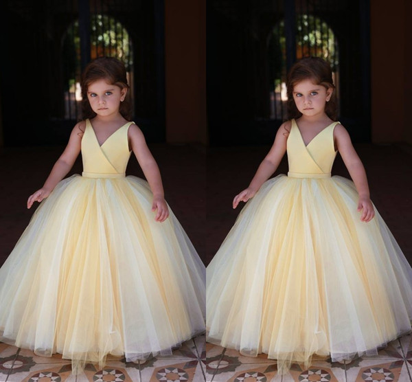 New Arrival Yellow Girl's Pageant Dresses Sleeveless Tulle V Neck Ball Gown First communion Dresses