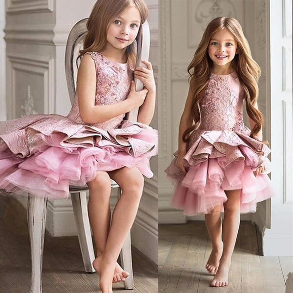 Gorgeous Pink Toddler Flower Girl Dress For Wedding A-line Knee Length Beauty Pageant Dress Christmas Ruffles Girl Evening Party Gown MC1545