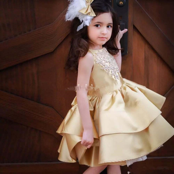 Lovly Appliqued Beaded Girls Pageant Dresses With Satin Ruffle Jewel Knee Length Kid Formal Wear Flower Girls DResse