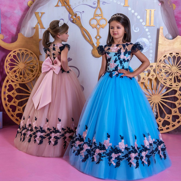 Beautiful Hand Made Flowers Appliques Floor Length Girls Pageant Dresses Kids Prom Birthday Party Gowns Princess A Line Cap Sleeves Dress