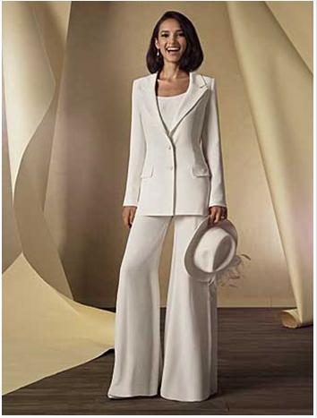 Three Pieces Ivory Chiffon Slim Fit Mother Bride Pant Suits With Long Sleeve Jacket Trumpet Pants New Trend Women Pant Suits