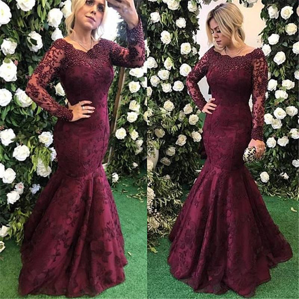 New Burgundy Vintage Long Sleeves Mother of Bride Groom Dresses Lace Appliques Beads Crystals Mermaid Mother Dresses Floor Length