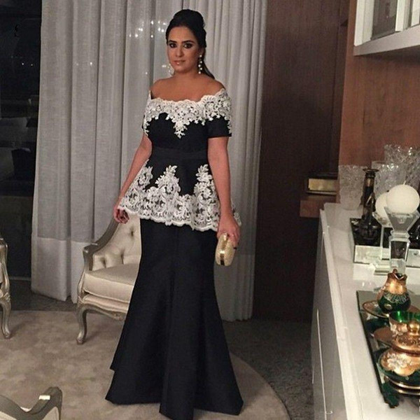 Mermaid Black Mother Of The Bride Dresses With Ivory Lace Appliques Boat Neck Off Shoulder Short Sleeves Women Party Gowns