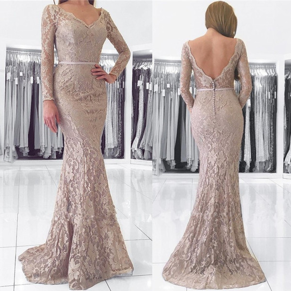 Modest Lace Off The Shoulder Long Sleeves Mother Of The Bride Dresses Mermaid Floor Length Evening Dresses Gray V Neck Mother Formal